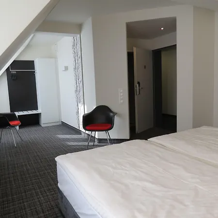 Comfor Hotel