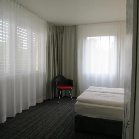 Comfor Hotel